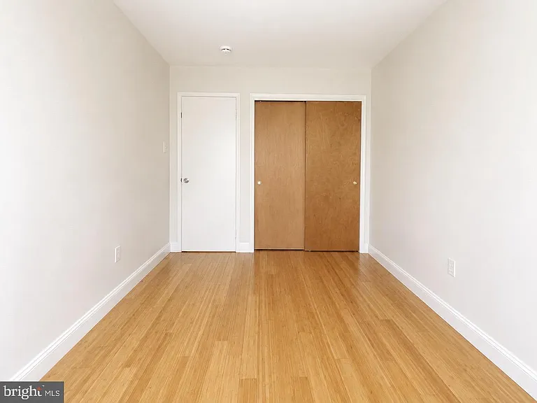 8828 Cottage St — Photo 11