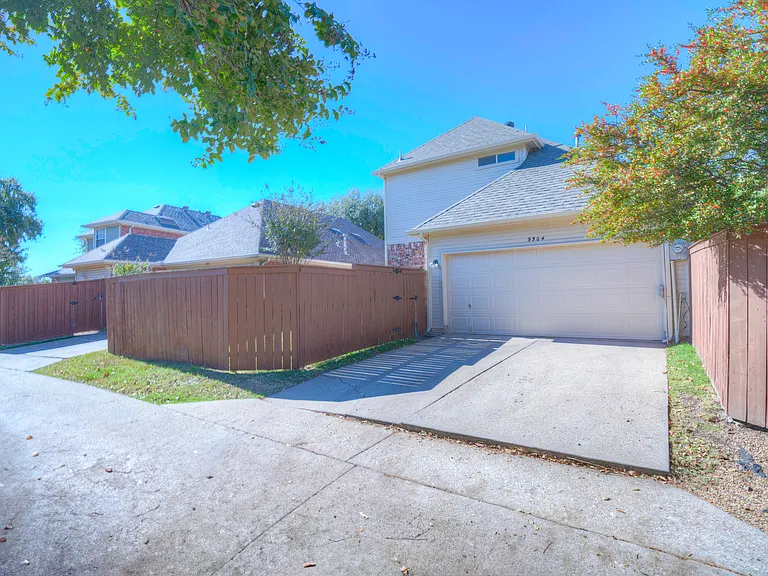 9504 Rodeo Dr — Photo 29