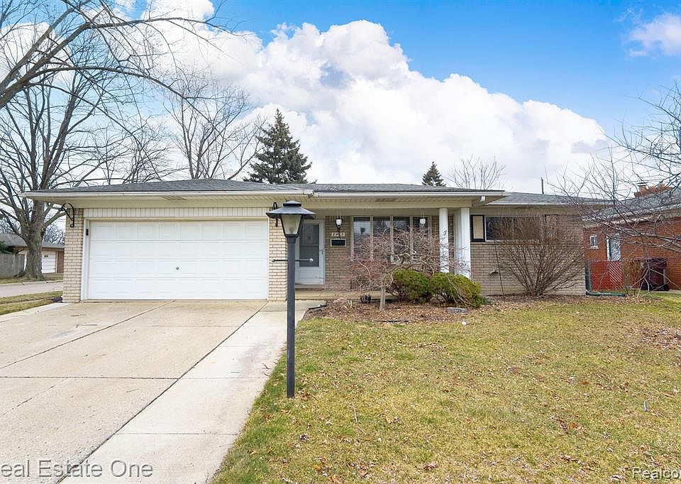 8413 Menge Ave, Center Line, MI 48015 Zillow