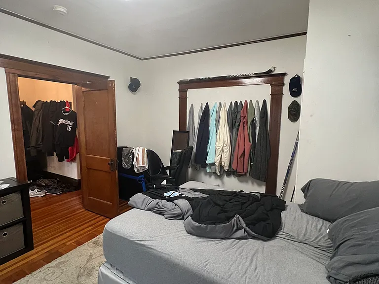 270 Harvard St #1A — Photo 6