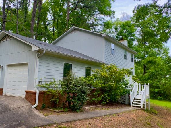 116 Pine Rock Ln, Hoover, AL 35226