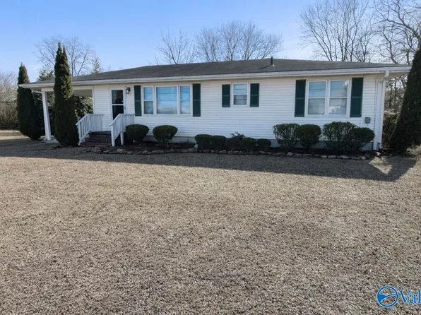 104 Guntersville Rd, Arab, AL 35016