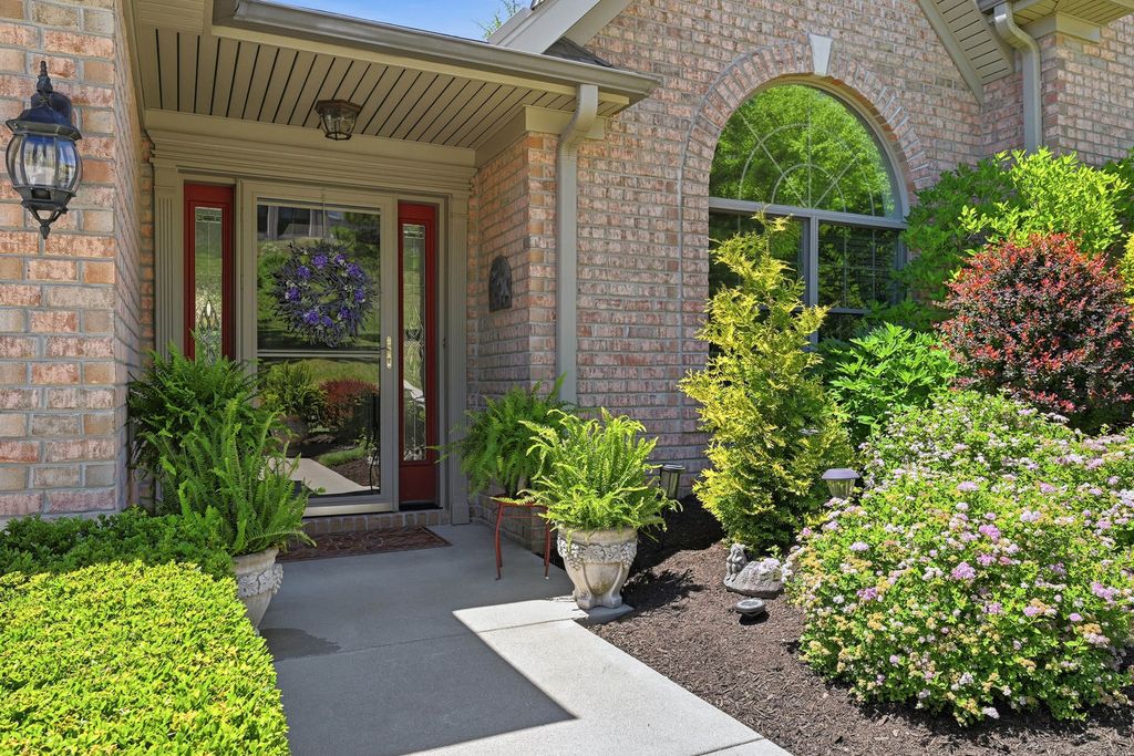 134 Green Commons Dr, Pittsburgh, PA - View 2