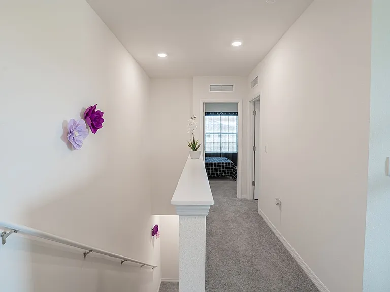1456 Isleta Loop — Photo 25