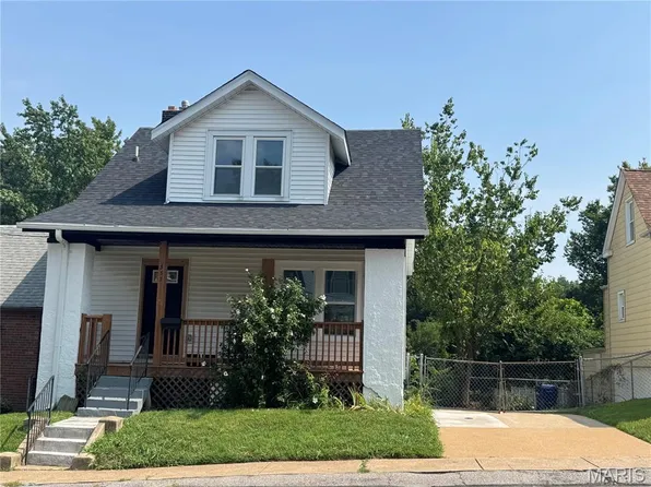 357 Hoffmeister Ave, Saint Louis, MO 63125