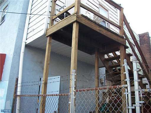 4th image of 2345 E Ann St