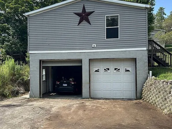 144 Royal Ridge Rd, Friedens, PA 15541