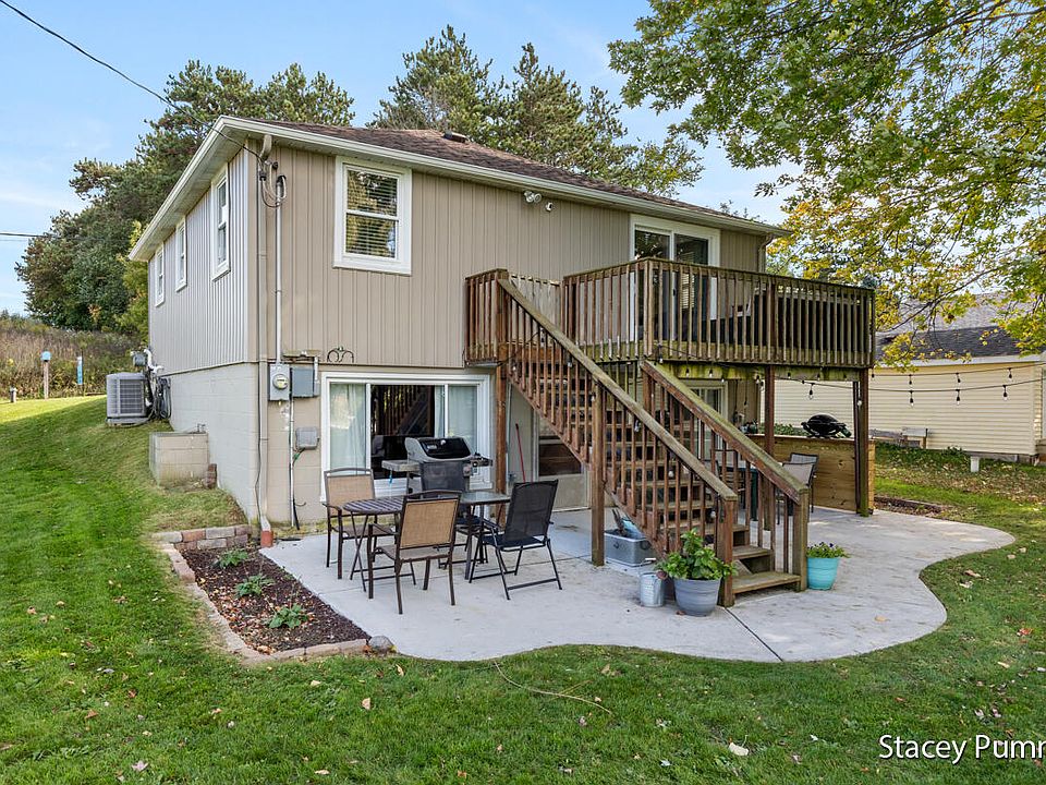 1059 Nielsen Dr, Trufant, MI 49347 Zillow