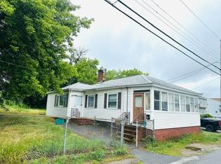 10 Lafayette St, Lowell, MA 01854