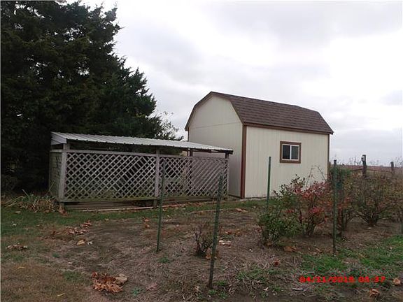 5th image of 33 Lakeview Dr