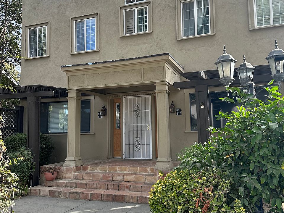 1st image of 620 N College Ave #620