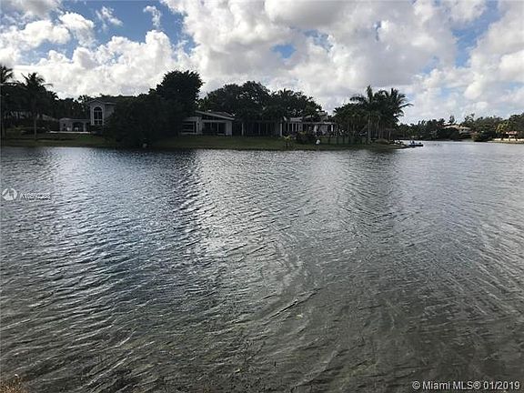 5th image of 7010 Gleneagle Dr