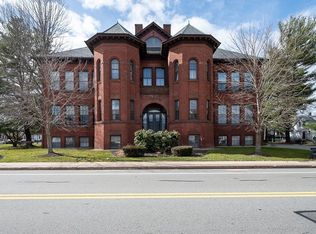 321 Plantation St APT G1, Worcester, MA 01604