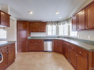 2300 E Valley Pkwy SPACE 25, Escondido, CA 92027