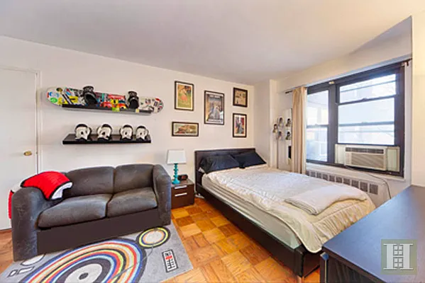 Sold by Halstead Real Estate | media 10