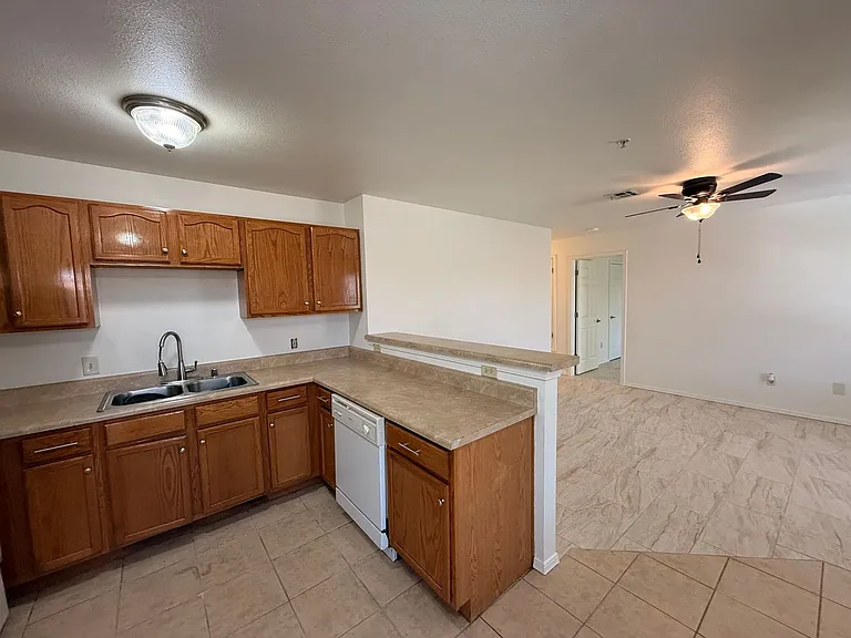 2300 Stern Dr #206 — Photo 9