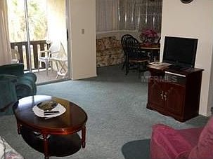 2nd image of 4737 Essex Ct