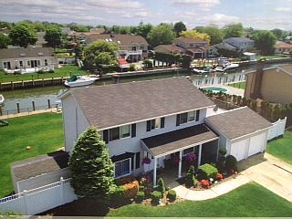 1st image of 22 Dolphin Ln W