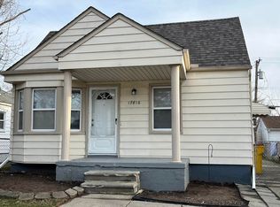 17810 Toepfer Dr, Eastpointe, MI 48021