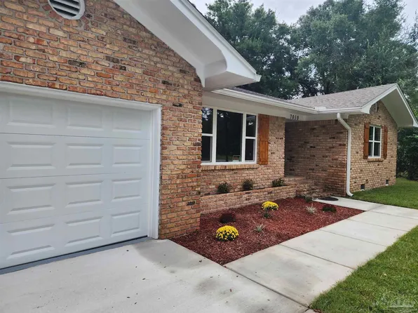 7010 Schwab Dr, Pensacola, FL 32504