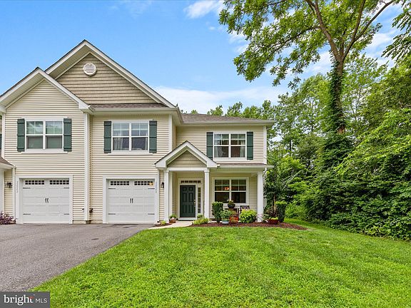 2nd image of 32040 Woods Ct #41