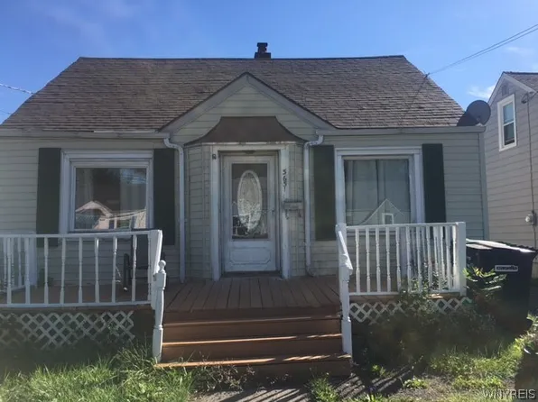 3631 Chapin Ave, Niagara Falls, NY 14301