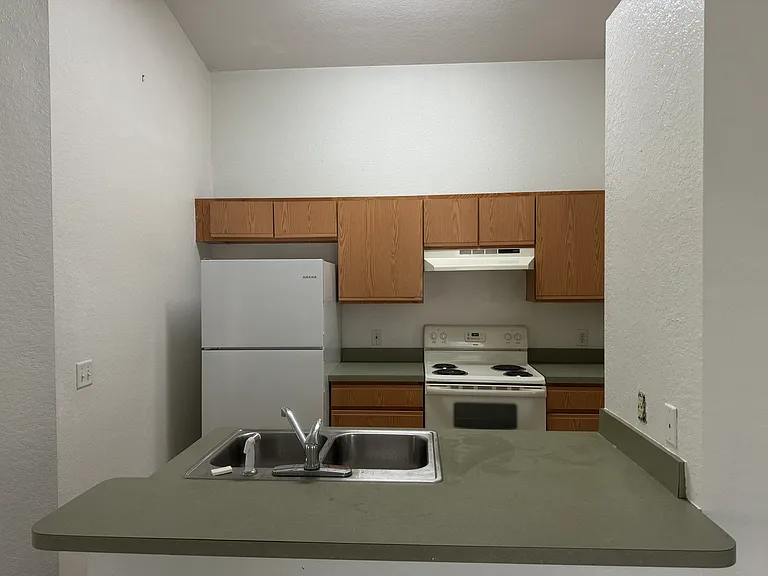 120 Eagle Point Blvd — Photo 9