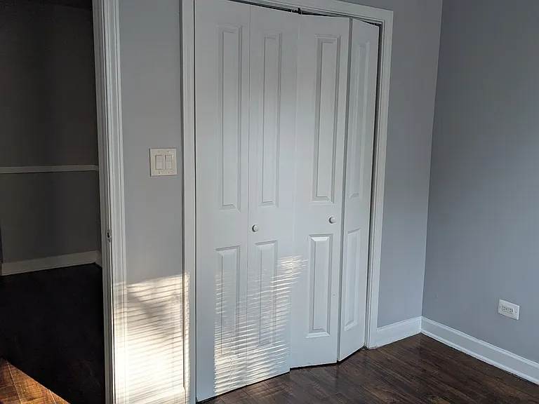 6401 S Saint Lawrence Ave — Photo 10
