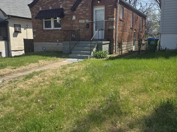2122 Rose Bud Ave, Saint Louis, MO 63121