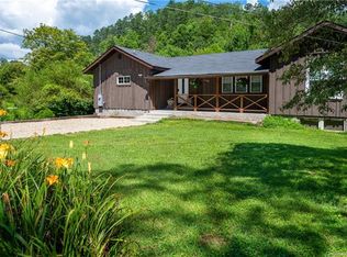 186 Jarrett Rd, Rosman, NC 28772