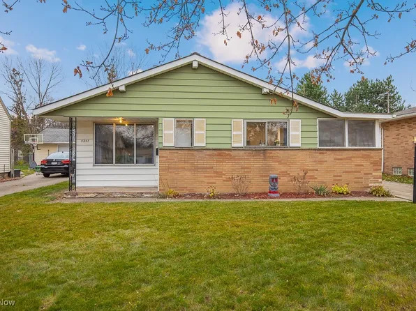 4357 Valleyside Rd, Cleveland, OH 44135