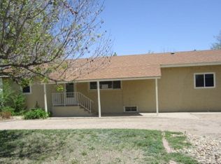 515 Powars Ave, Swink, CO 81077