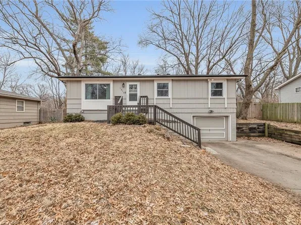 7812 Savage Dr, Kansas City, KS 66109