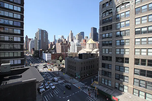 Rented by Jonis Realty | media 14