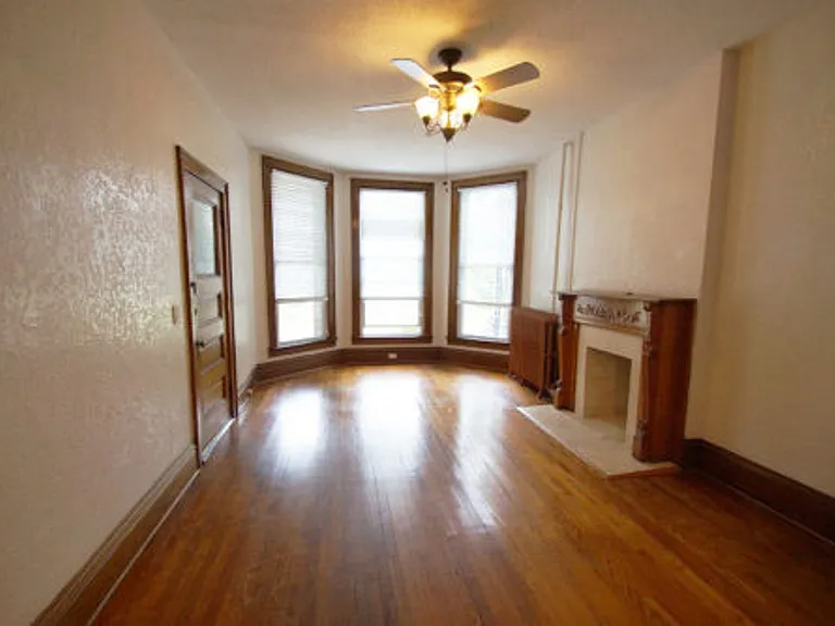 Victoria Apartments — Photo 8