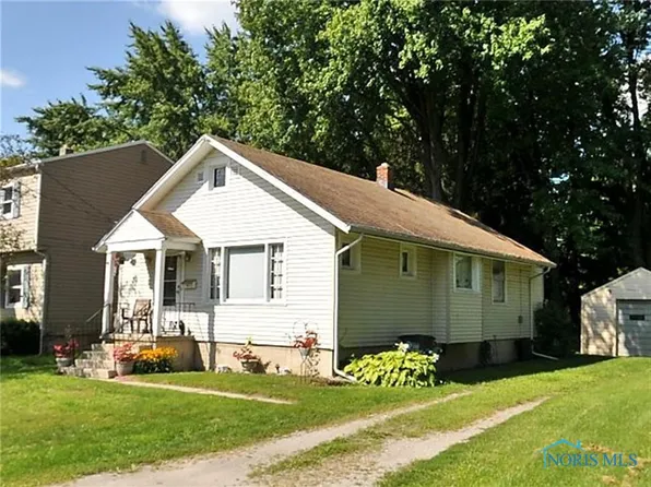 1131 Sibley Rd, Toledo, OH 43615