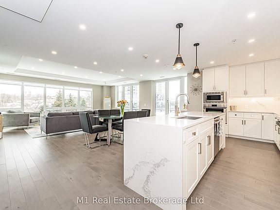 3rd image of 73 Arthur St S #Rrc1