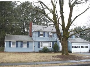 12 Priscilla Rd, Lynnfield, MA 01940