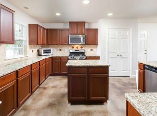 2 Country Place Dr, Wimberley, TX 78676