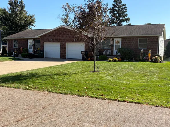 4426 3rd St NW, Canton, OH 44708