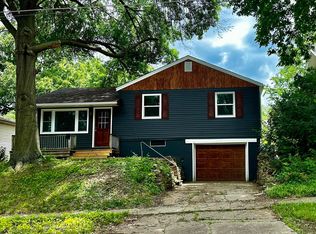 606 N 3rd St, Oskaloosa, IA