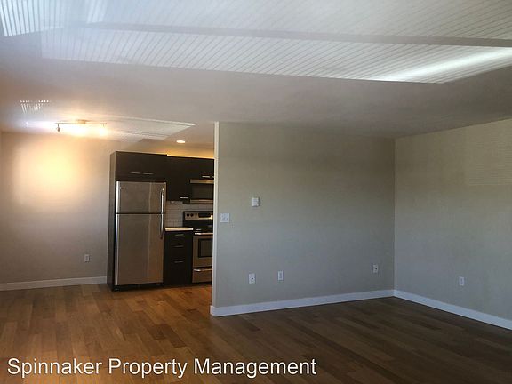 2nd image of 410-420 SW 154th St #201