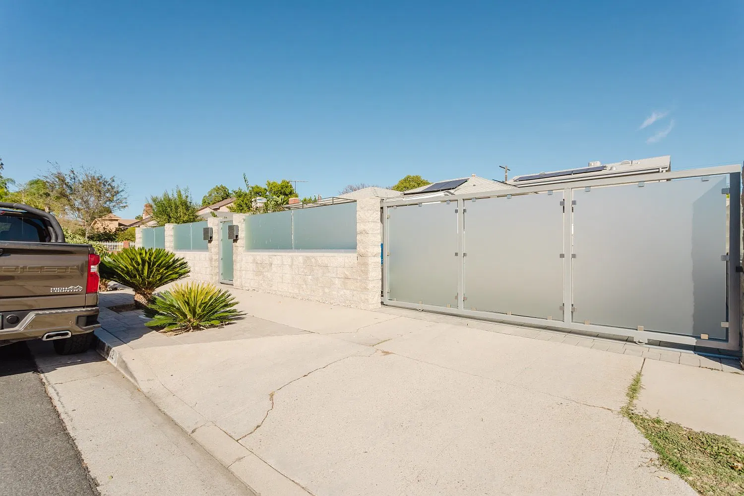 3 bed, 1423 sqft, $3,800 — Photo 2