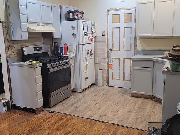 2nd image of 5200 W Montgomery Ave APT 5A