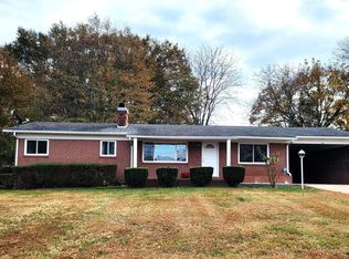 1617 1st Avenue Ct NW, Hickory, NC 28601