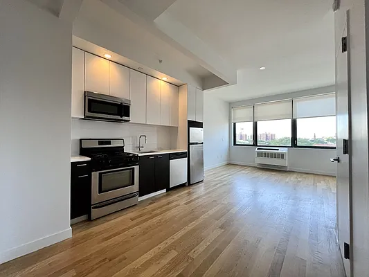 Rented by AZ REALTY NYC LLC | media 2