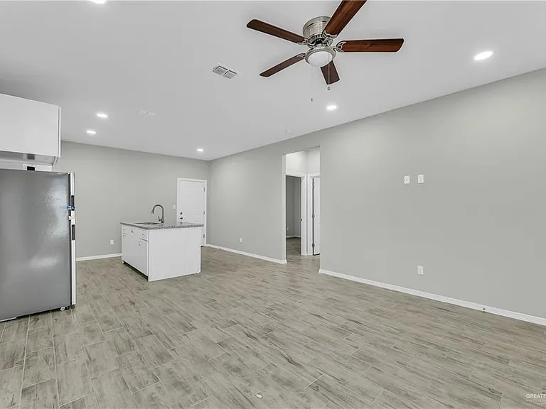 1500 W Heritage Dr #2 — Photo 10
