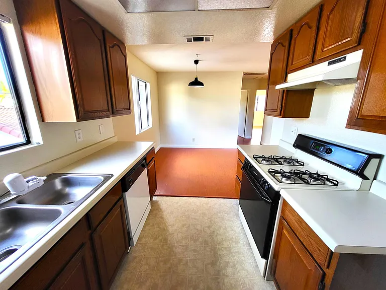 10888 Walnut St #8 — Photo 10