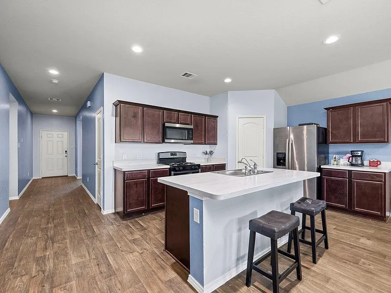 5535 Kingston Crest Ln — Photo 2