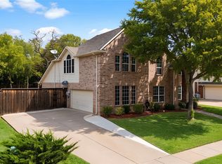 3905 Park Wood Dr, Corinth, TX 76208